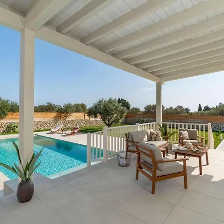 Petra Villa *