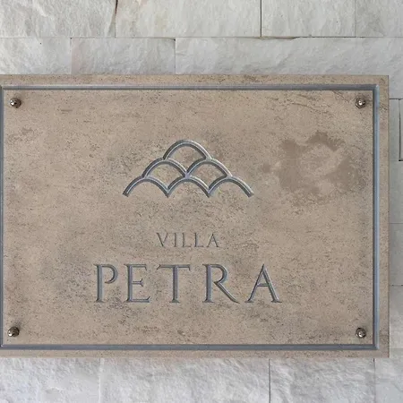 Petra Villa *